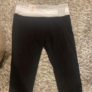 Yoga Crop Leggings Size Medium